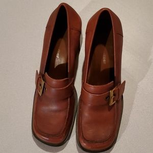 Naturalizer Buckle Up brown leather heels sz 8
